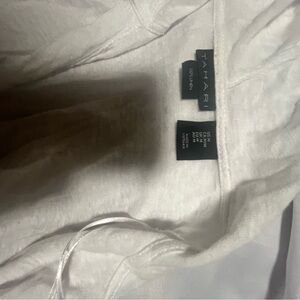 Tahari sheer sweater size m 100percent LINEN